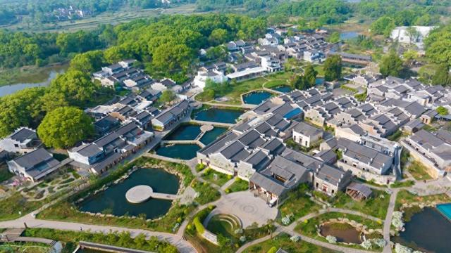 田园软件库1.7破解版（新华视点丨从濒危到重生一座千年古村的破局之路）