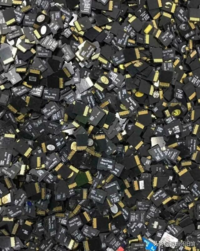 大量废旧内存卡涌入闲鱼，堆积如山打包售卖，平均一张几毛钱