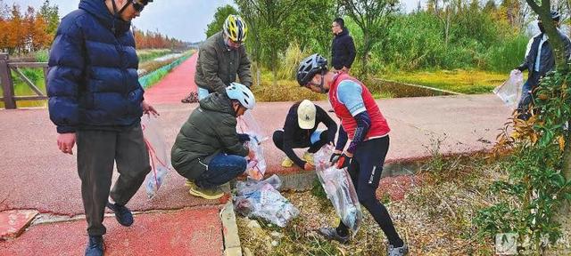 通海县“骑行+护湖”活动传递生态保护文明力量