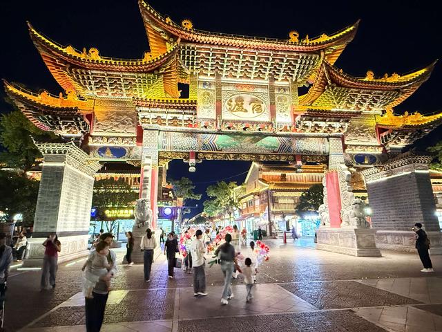 春城夜宴进化论③｜官渡古镇越“夜”越精彩