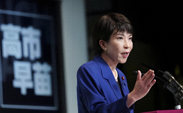 日本扛不住了，石破茂出面降温，中方二字绝杀，高市休想蒙混过关