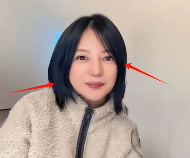 面相变了！49岁赵薇近况曝光，封杀4年 婚也离了	，如今变成了这样