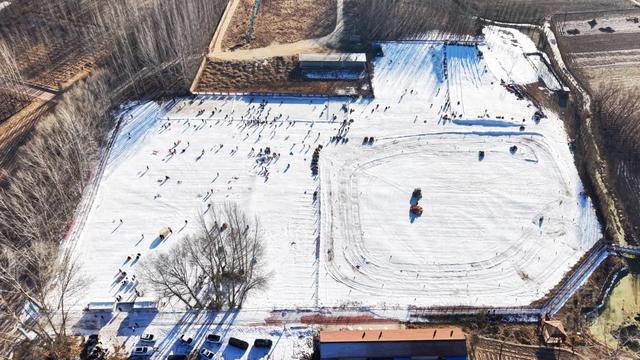 热雪沸腾，纵享丝滑！灵丘县门头水乡冰雪嘉年华第三季燃情启幕