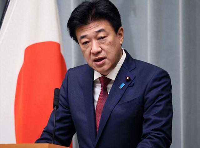 高市还没道歉，中日又出现新争端，日本通知中国，必须解释一件事