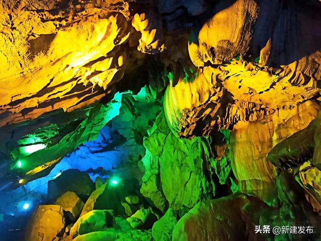 冬日探幽！藏在溶洞里的“蓬莱仙境”
