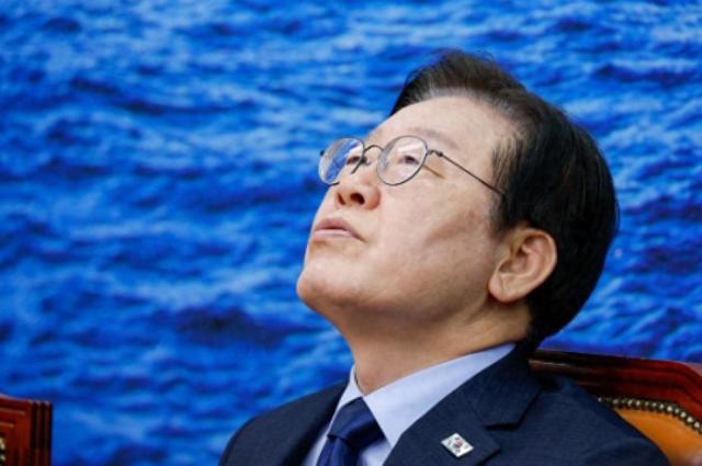 174:1压倒性优势通过！韩国检察厅一夜之间轰然倒塌，李在明出手果然够狠，有仇必报！