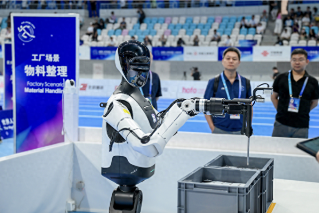 全自主操作 天轶2.0包揽物料整理冠亚军｜机器人发展看北京