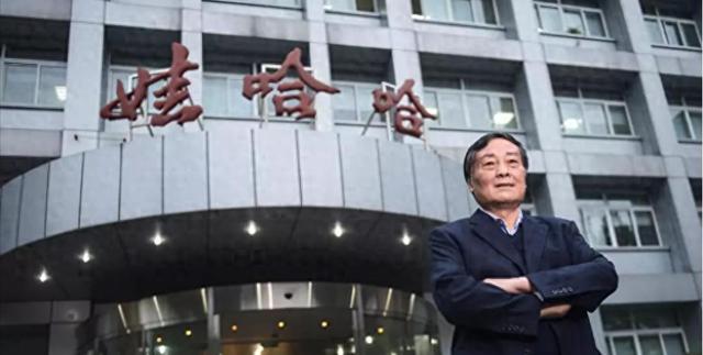 “牡丹花下死，做鬼也风流”，被曝出轨的宗庆后，死后却晚节不保
