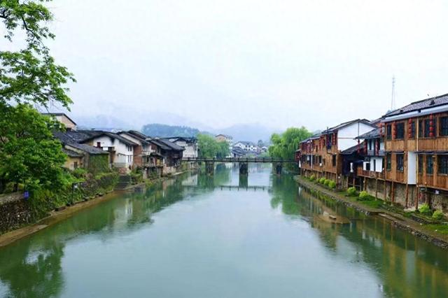 浏河滚滚欲留春，独向芳踪觅雅意——徒步小溪河散记（七）