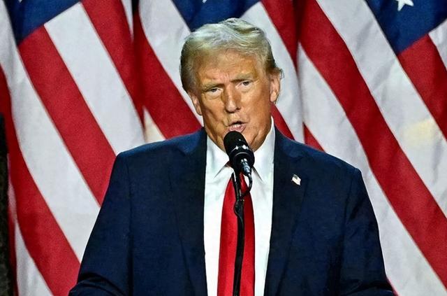 非要惹怒中国？微妙关头，高市早苗“掀桌子”，送给中国两句话，随后12条中日航线全部取消