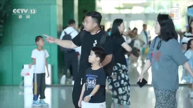 焦点访谈丨用脑波踢足球 VR体验消防救援 科普原来可以如此有趣