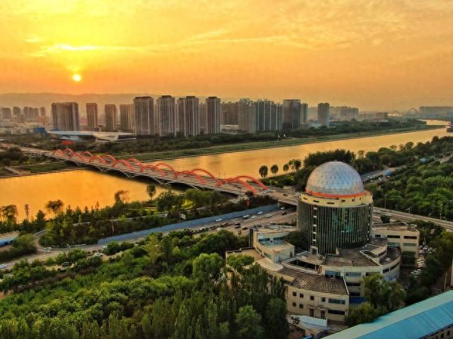 韩国友杀到太原，晋祠不游、刀削面不吸，此行到底为啥？