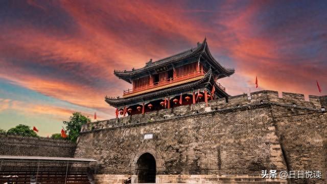 一件战国袍带火一座城：荆州暑期文旅爆火的背后密码