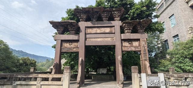 四川行迹│宜宾2：13头巨兽踏破宜宾