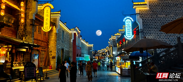 夜游益阳明清古巷，在明月与灯火中邂逅旧时光