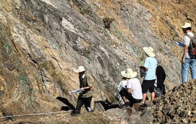 这场竞赛选拔出萍乡地质尖兵→