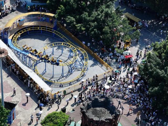 清明+春假，祭扫、出游、消费多点开花