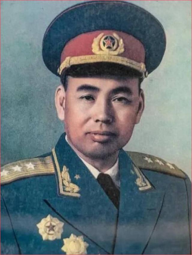 1980年11月，华国锋被批评，许世友仗义发言：华主席从不虚与委蛇