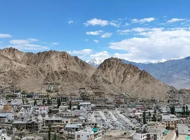 这块地比藏南更为重要，距新德里300公里，中国进入南亚最好通道