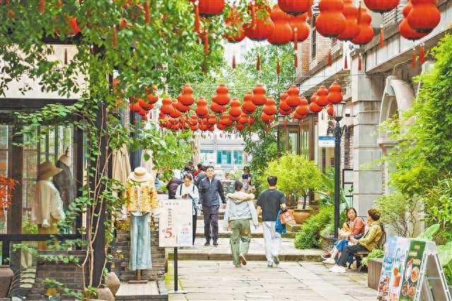 南滨路：百年开埠记忆与城市烟火共舞