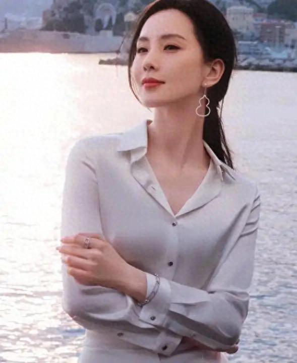 为什么男人不敢碰50多岁的女人？这2个原因很现实