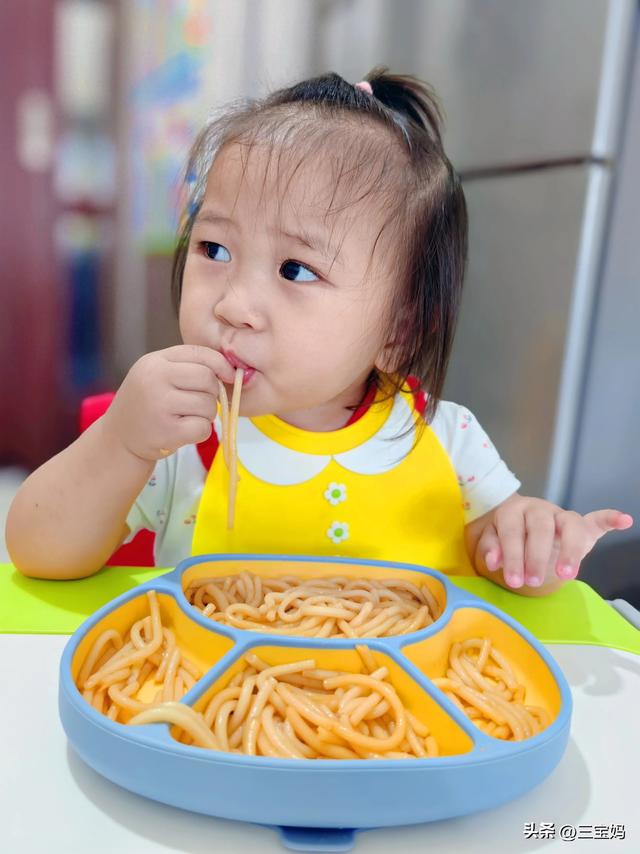 马桶使用的正确方法（给宝宝买了个小马桶）