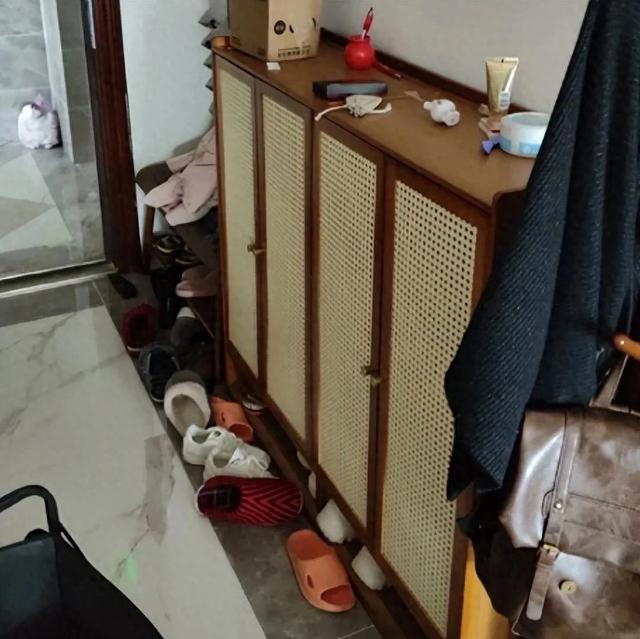整理一次家才发现：当年花重金买的东西，都沦为了“时代的眼泪”