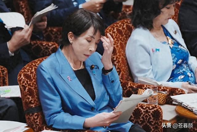 忍无可忍无须再忍，中国拿出最强硬的手段，对高市发出了开战预警