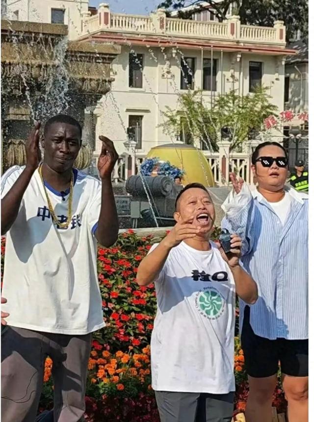 国际顶流网红为什么扎堆来中国直播？