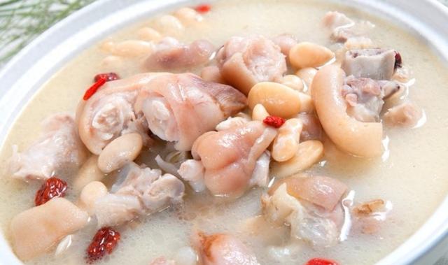 成都蹄花寻味记：广东老饕的“认妈”之旅