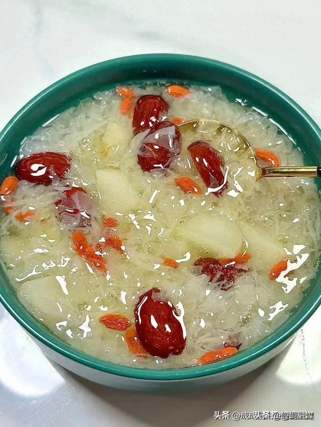 黄豆炖花胶 2026年花胶可以煲黄豆吗 黄豆炖花胶 2026年花胶可以煲黄豆吗