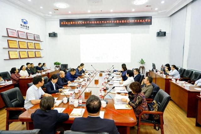 湖南图书馆创新发布“古籍修复知识库系统”，以AI赋能“冷门绝学”传承