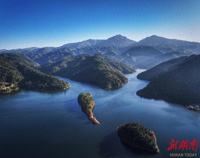 城步白云湖：冬日里的一片蔚蓝