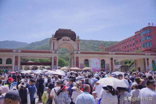 用心用情用力服务景区 助力鸡公山文旅产业高质量发展