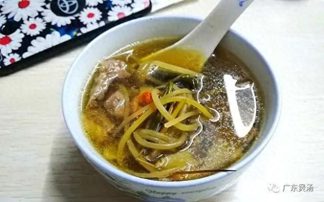 花胶海底椰煲猪骨汤 2025年花胶海底椰煲汤的做法 花胶海底椰煲猪骨汤 2025年花胶海底椰煲汤的做法