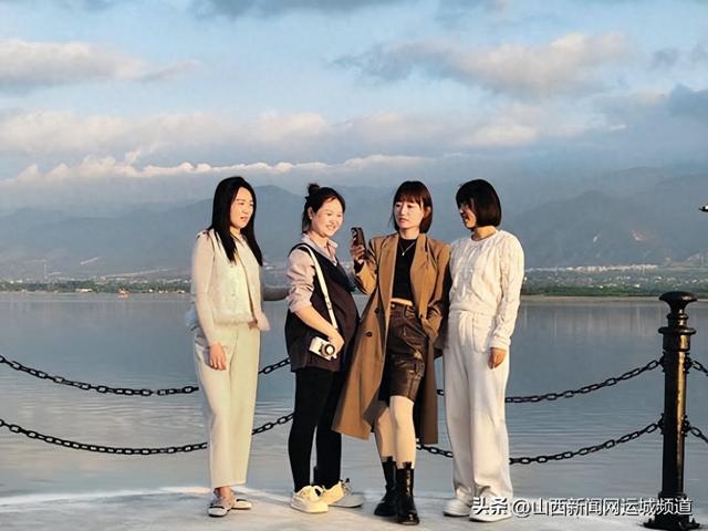 运城盐湖“泡泡海”：风起时，大自然摇出巨型香槟