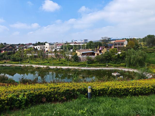 初秋时节探访礼泉县泥河生态公园