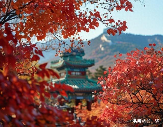 Deepseek和百度AI共同推荐北京红叶区：到北京旅游至少要去三个。