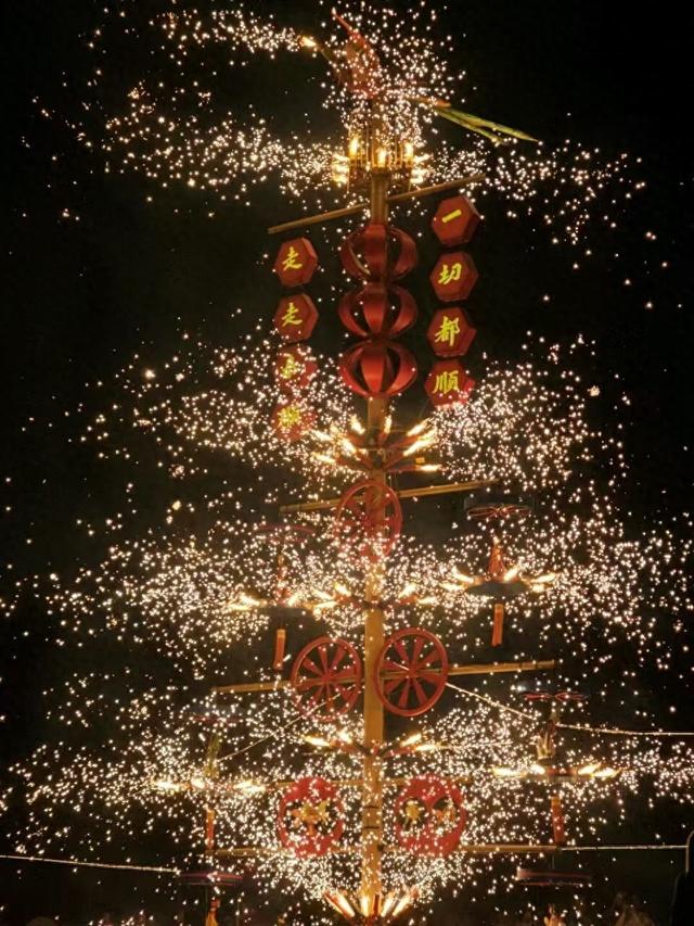 赏非遗、猜灯谜、闹元宵……这个元宵佳节全市文旅活动异彩纷呈