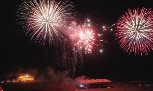 古浪西凉女国旅游影视基地“嗨”翻夏夜