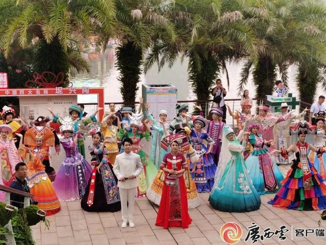 南宁今天炸了！三月三开幕式现场太燃了