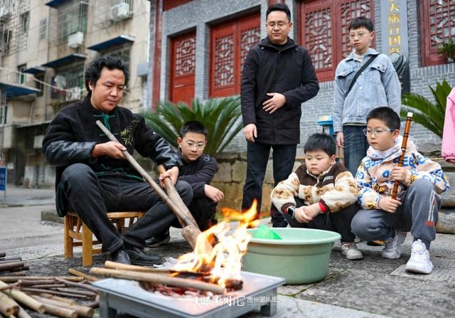 图库推荐丨玉屏:春假走进博物馆 感受传统文化魅力