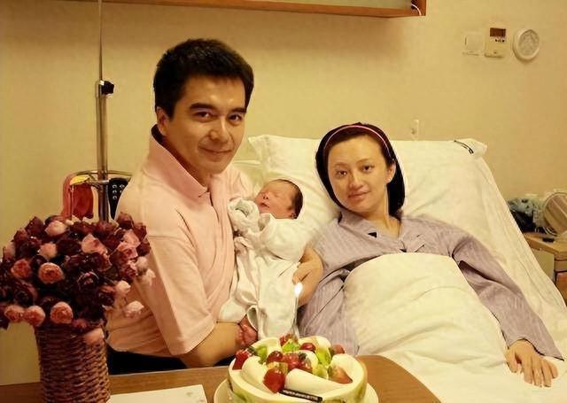 何晴头七刚过尸骨未寒	，恶心事接连发生，遭殃的何止是前夫许亚军