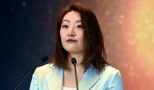 风暴升级！娃哈哈老员工爆料：宗馥莉掌权后，杜建英母子彻底出局