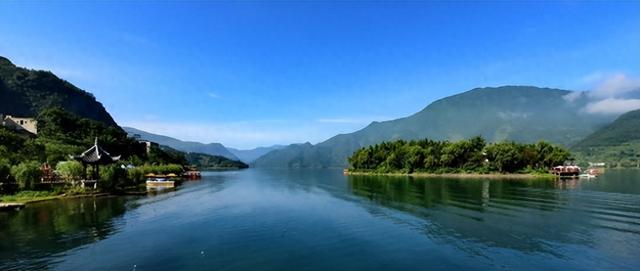 四川省雷波县历史沿革及行政区划