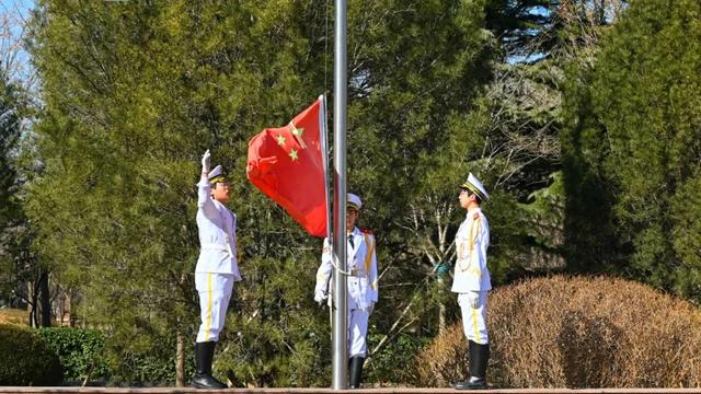 国旗下演讲 | 态度决定高度,细节决定成败