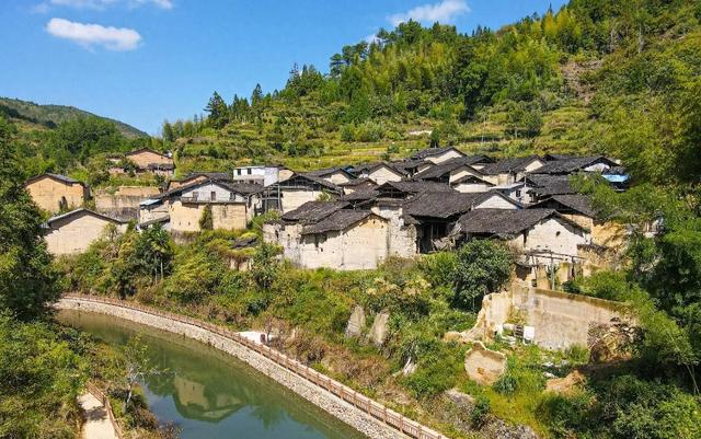 安徽这座古村冷门又治愈，当你心情不好的时候，就来看一看