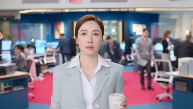 又一个野心勃勃的港女，被男人“拖后腿”了？