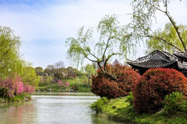 清明最适合去的20个地方大合集，从江南烟雨到塞外杏花，一次看够