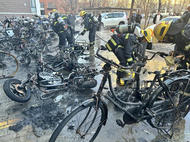 梦见家里失火是什么征兆（天通苑一天两起电动车火情）